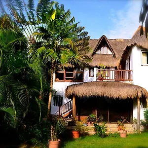 Hotel Que Onda